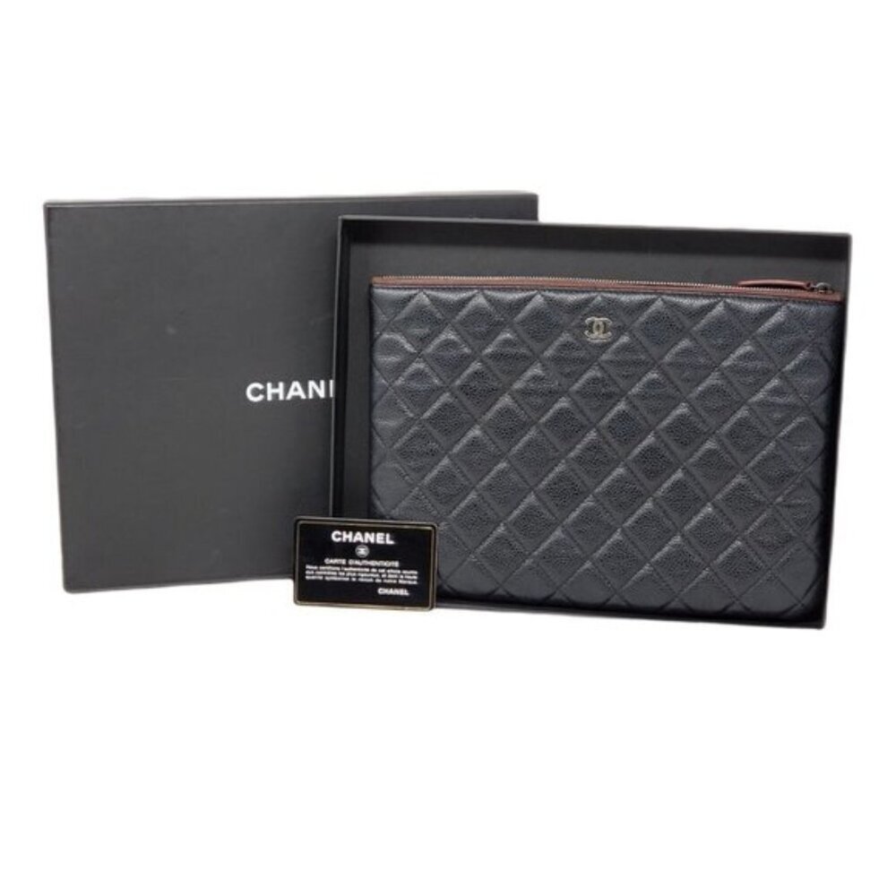Authentic CHANEL CC Caviar Learher Quilted Cosmetic /Classic Clutch Bag - Picture 2 of 13